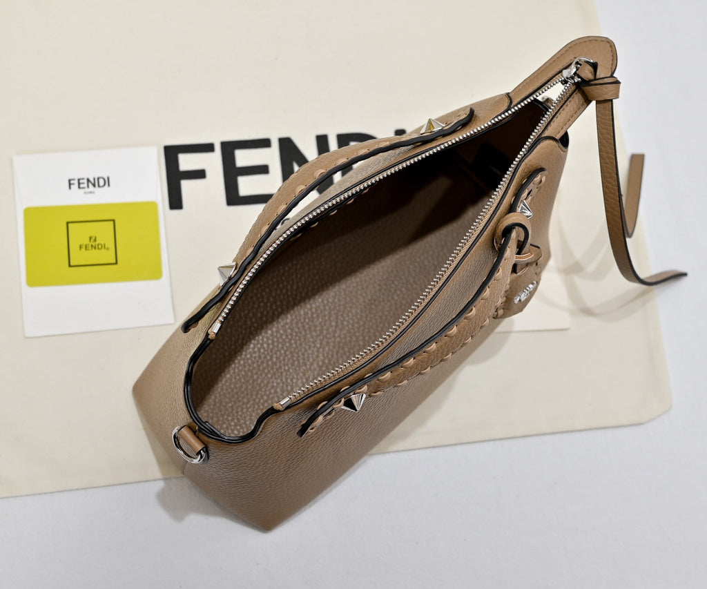 B1W35F109 Popular  leather bag