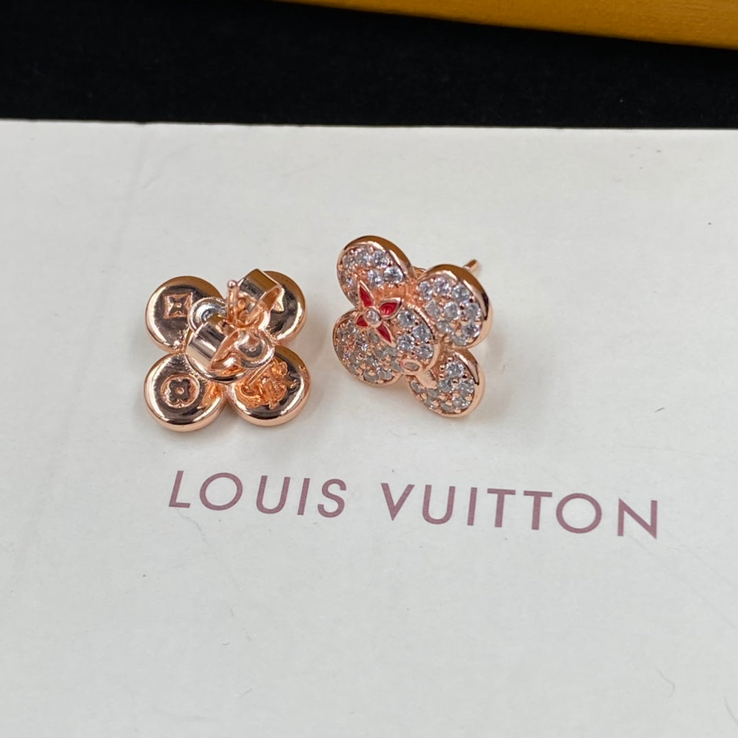 X1Z94E705E Popular Earrings