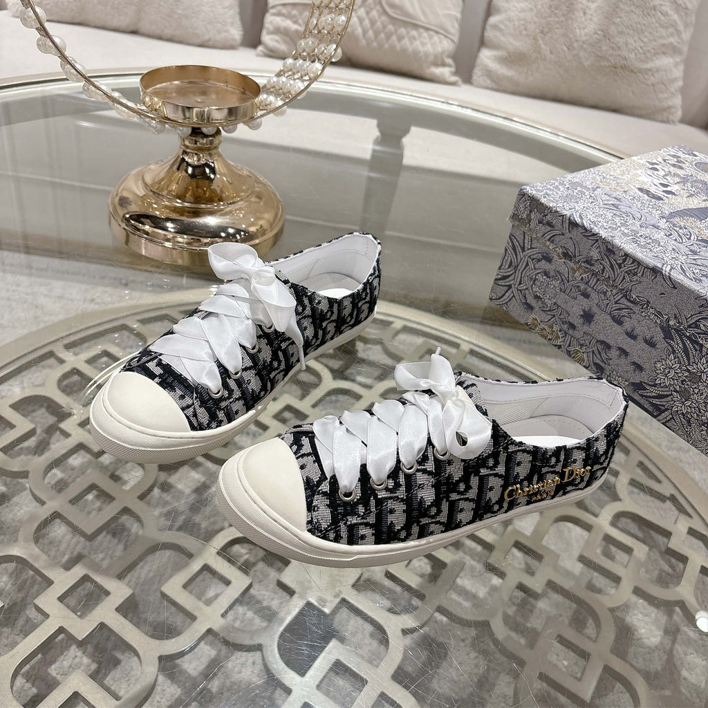 Z2Z85D59 Popular high-quality shoes