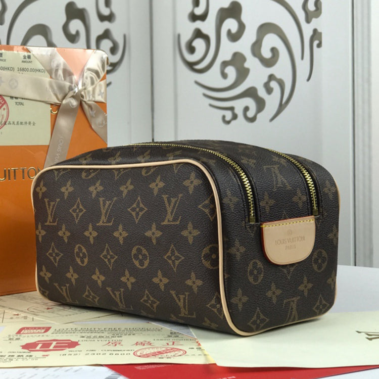 B1P11E870 Popular leather bag 