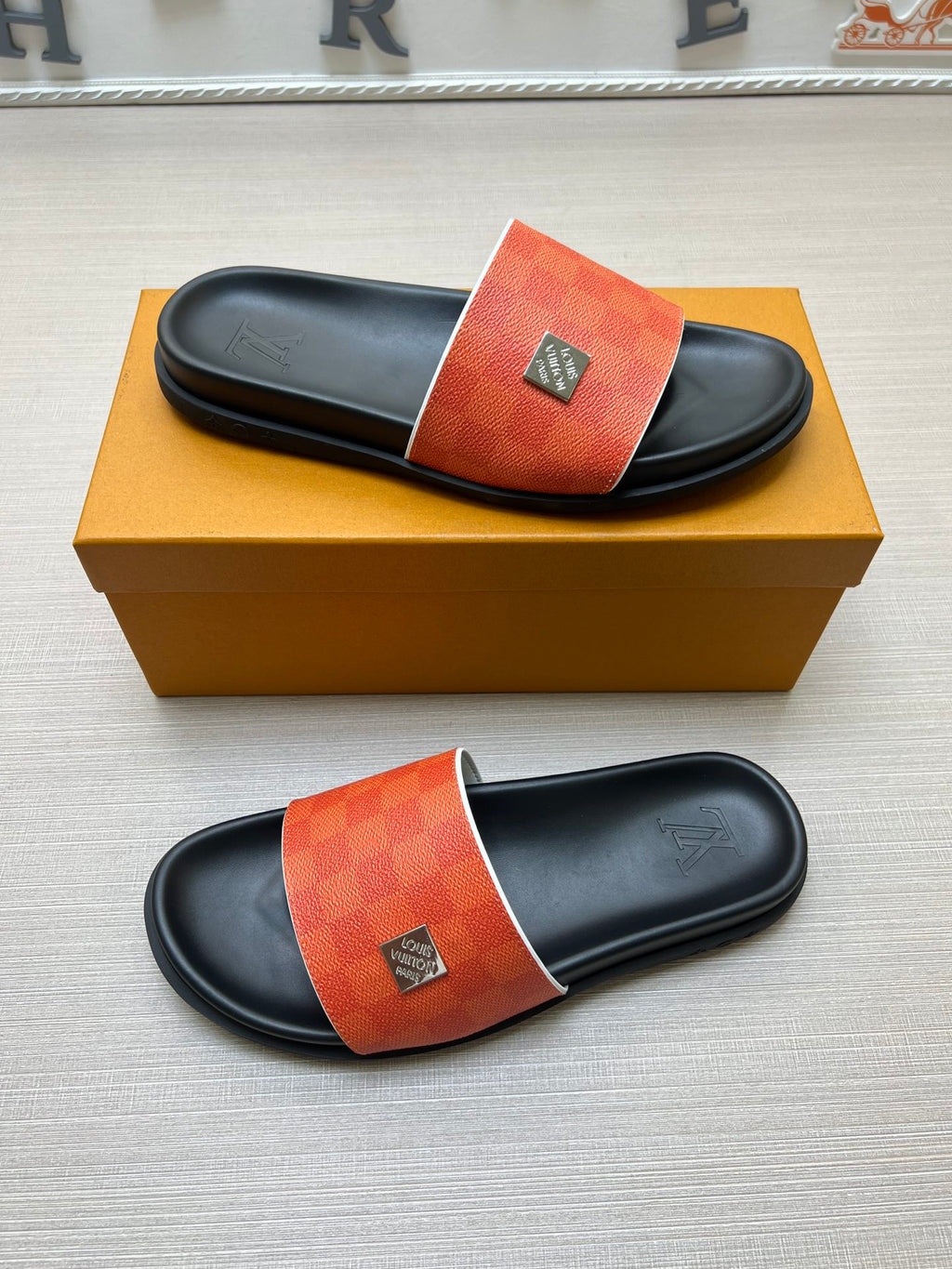 Z5ZE69 Popular slippers