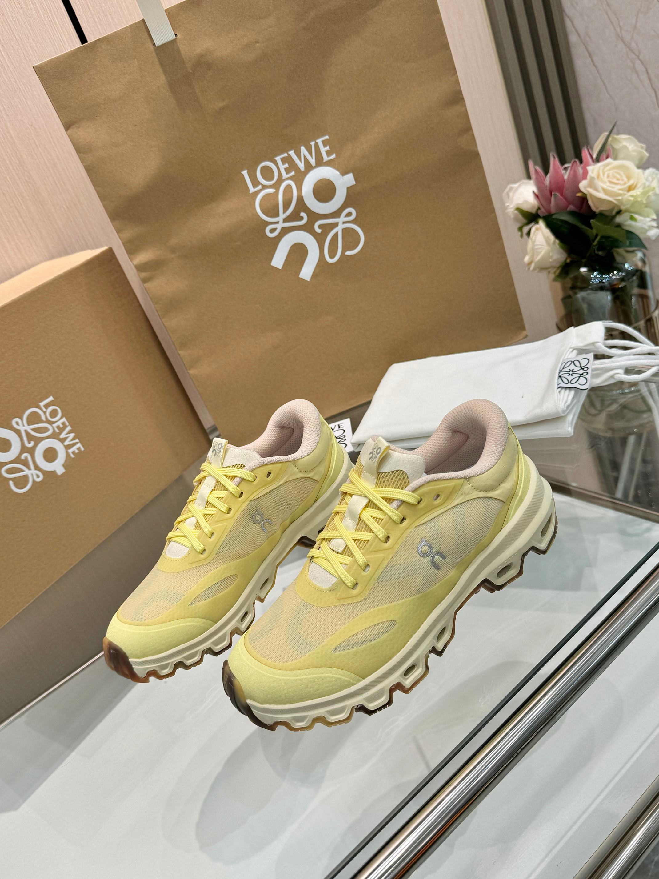 Z1Q95C19  Popular  shoes