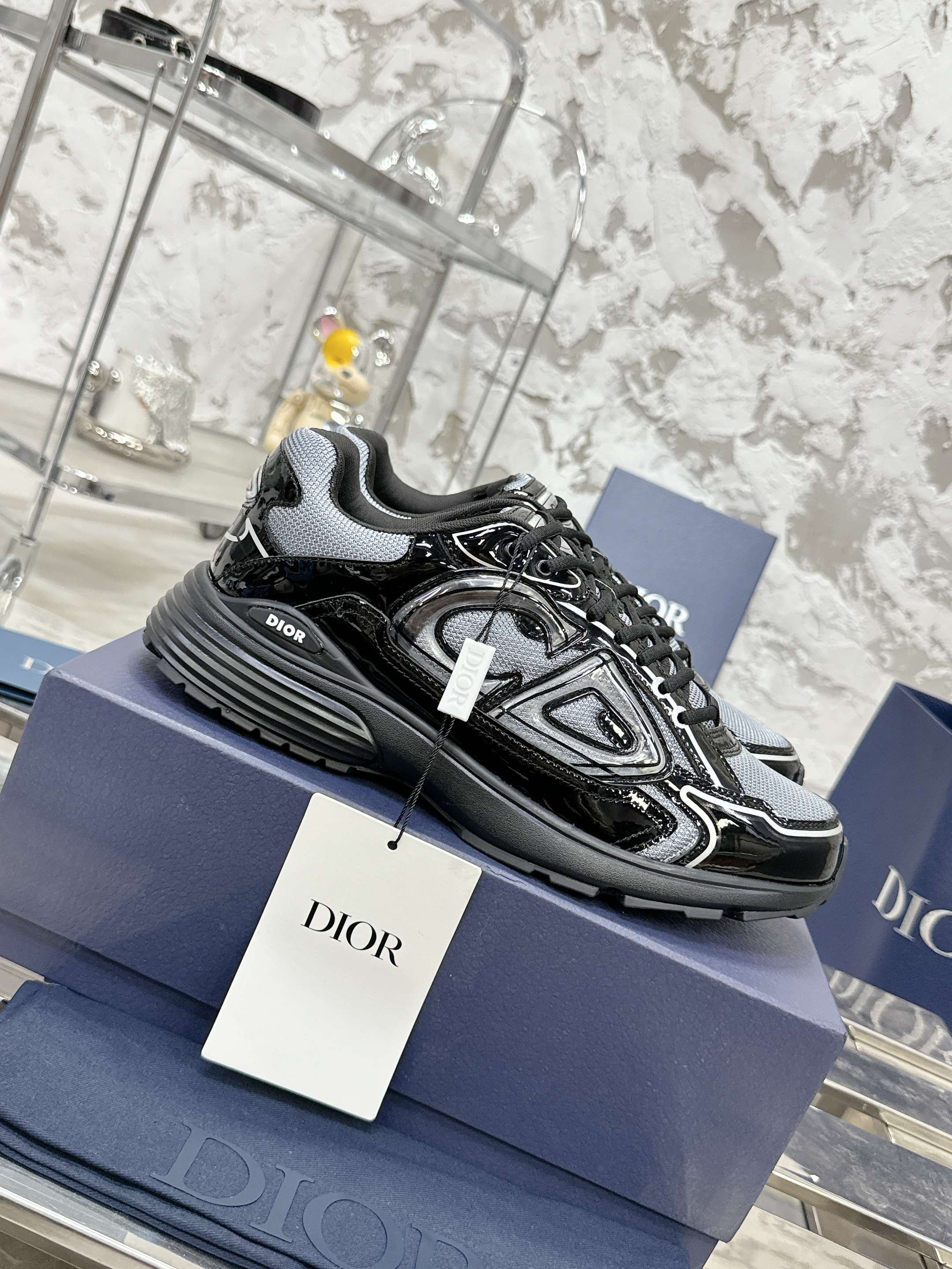 Z2R45D2 Popular high-quality shoes