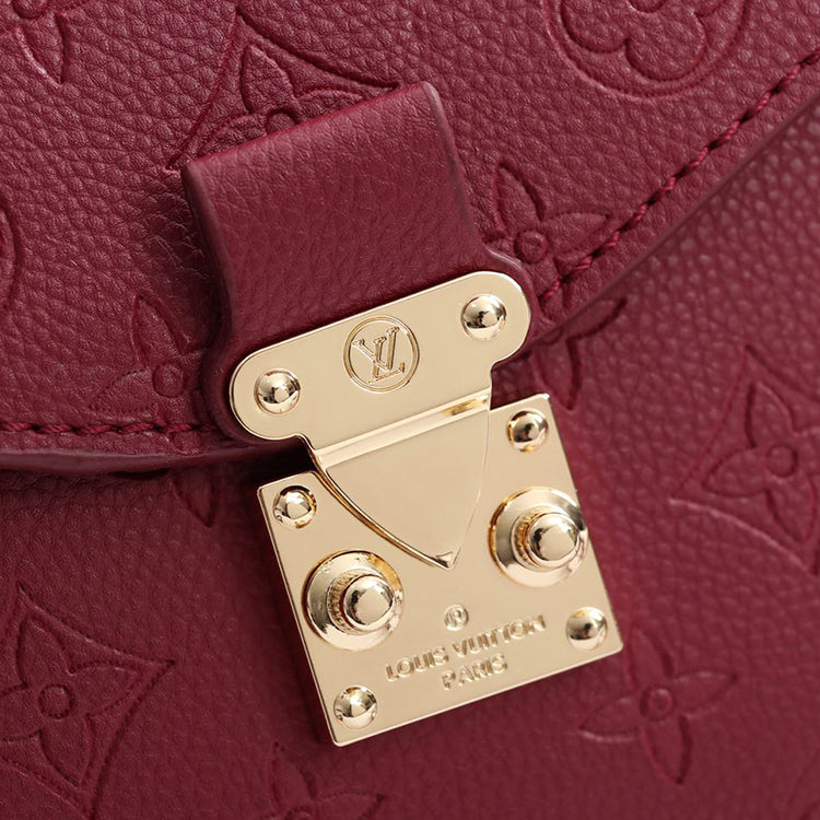 B1X41E92 Popular leather bag 