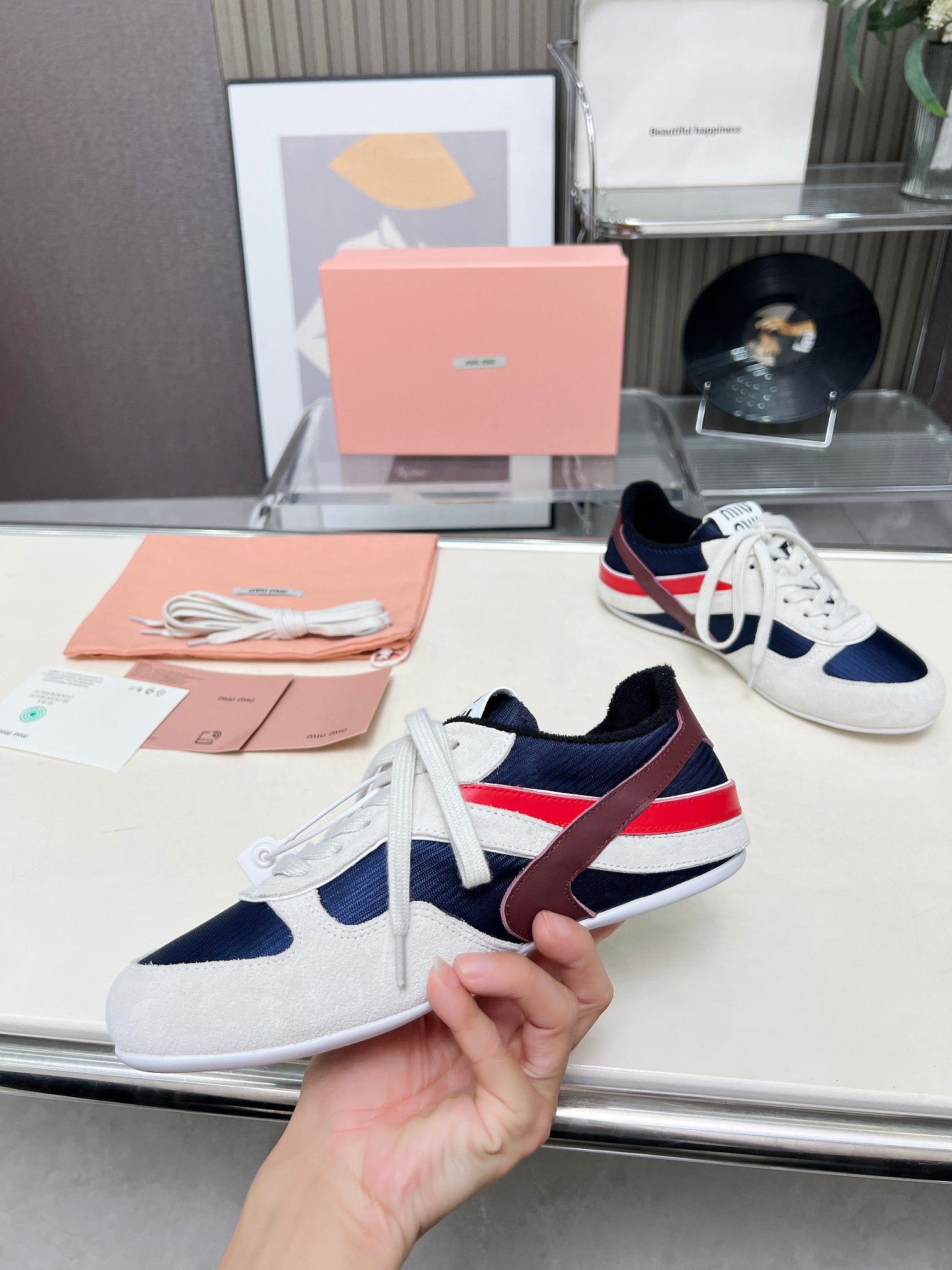 Z2Q105A247 Popular high-quality Shoes