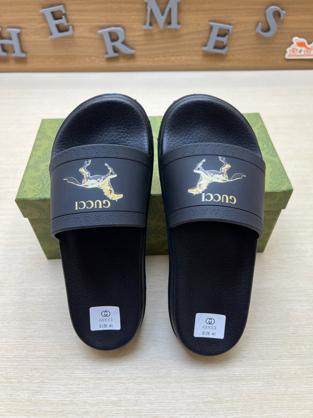 Z5R66B29 Popular Slippers