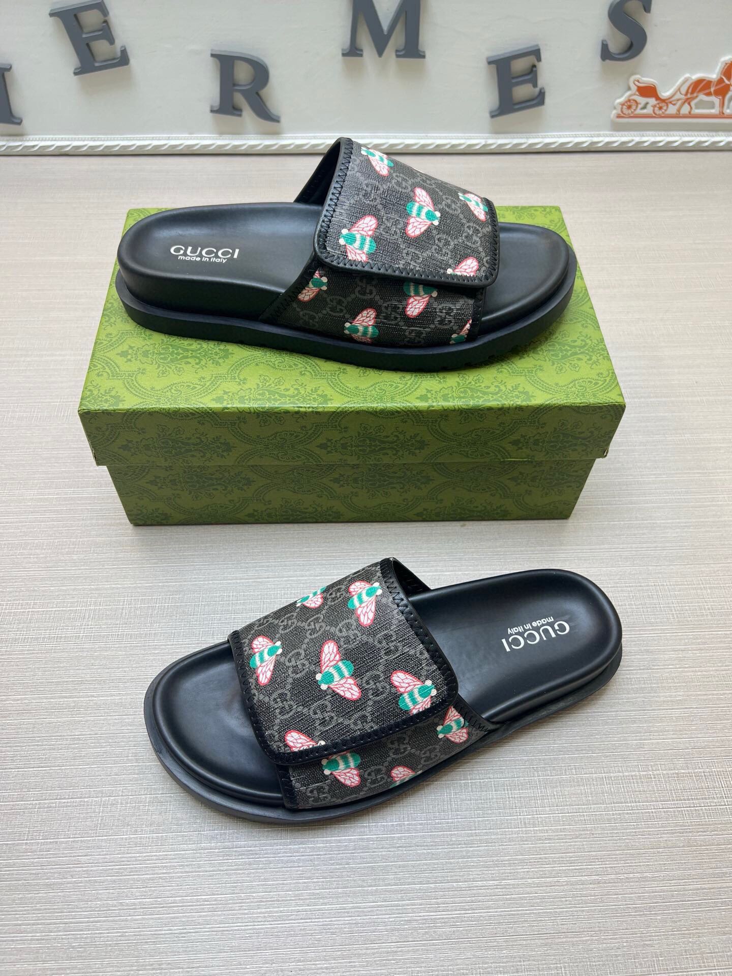 Z5WB240 Popular Slippers