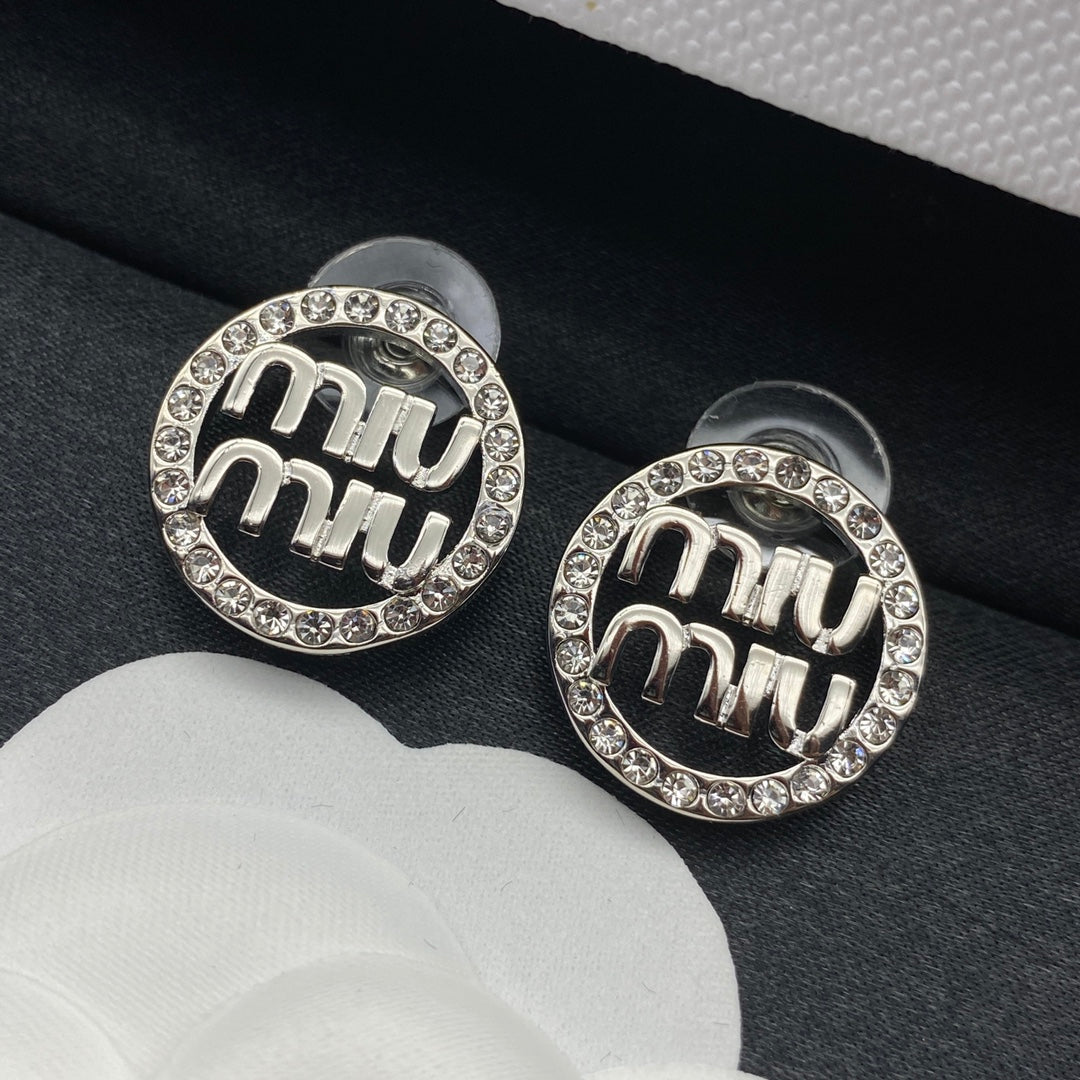 X1Z94A670E Popular  Earrings