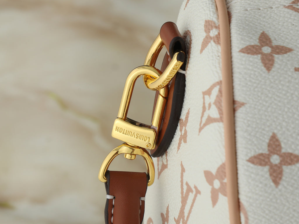 B1N86E9 Popular leather bag