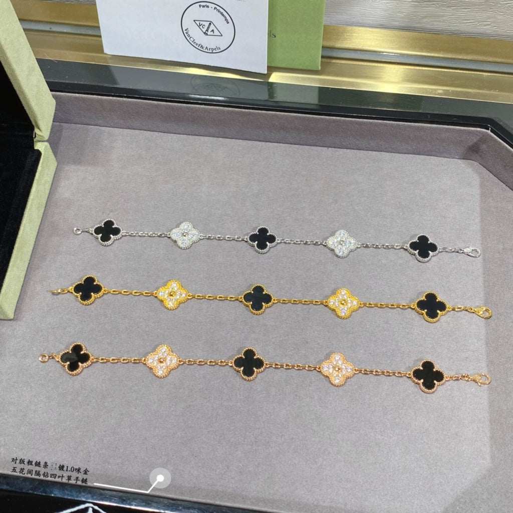 X5X53VA179K  Popular bracelets 5 flowers normal size1.5cm flower