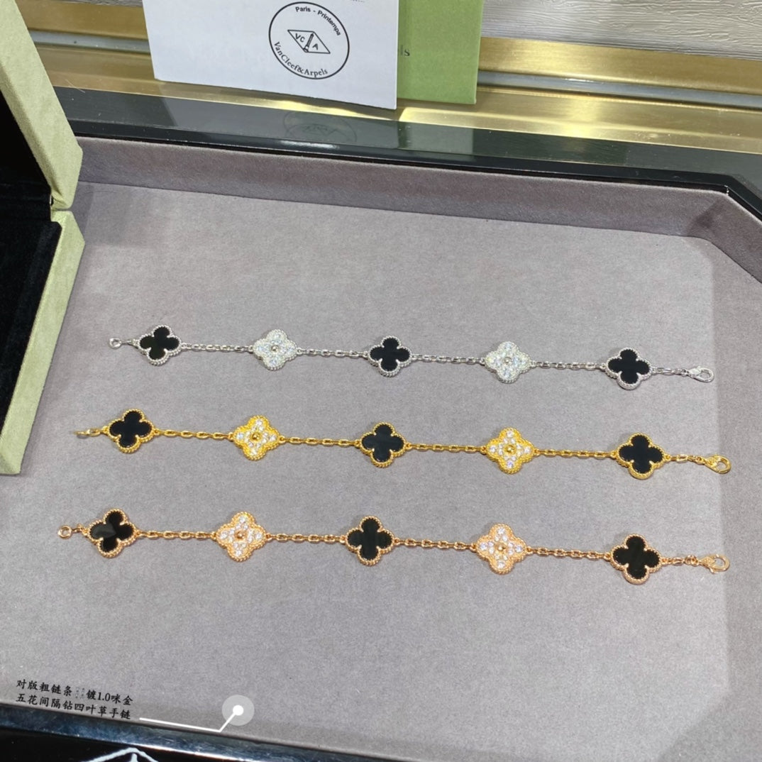 X5X53VA179K  Popular bracelets 5 flowers normal size1.5cm flower