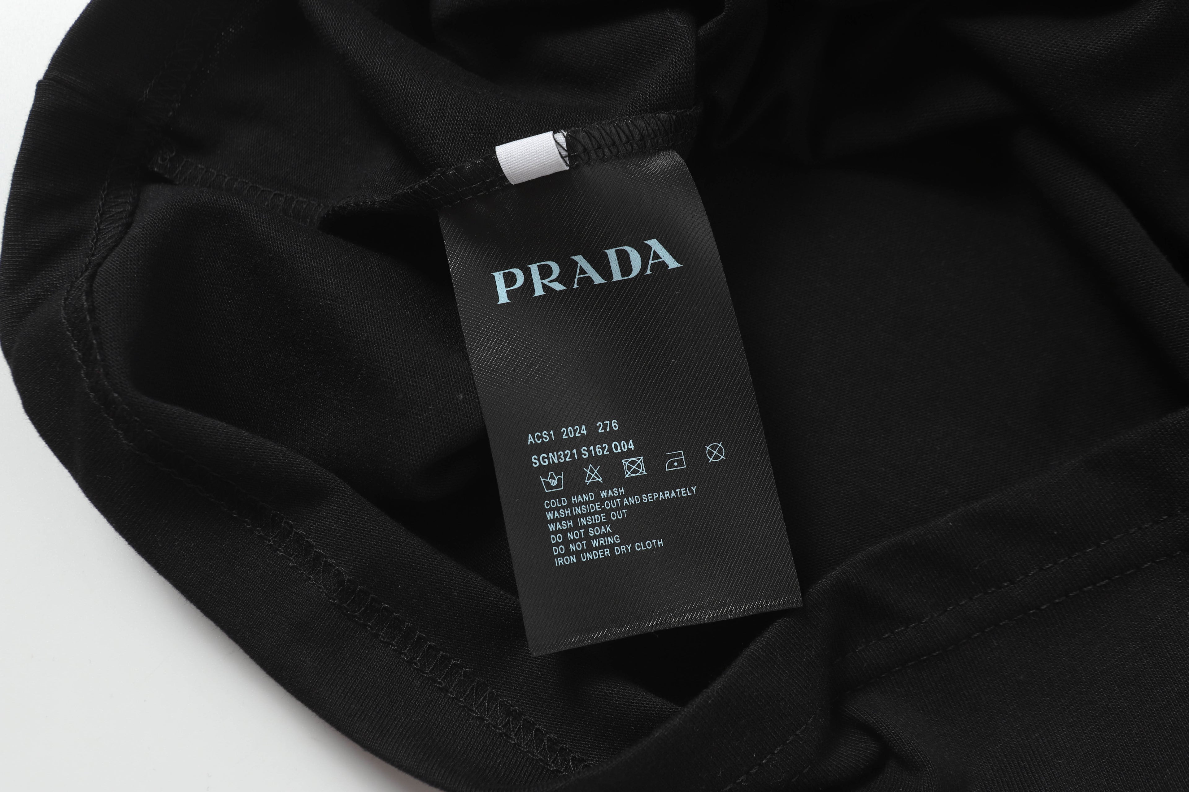 U1R45P183 Popular T-shirt