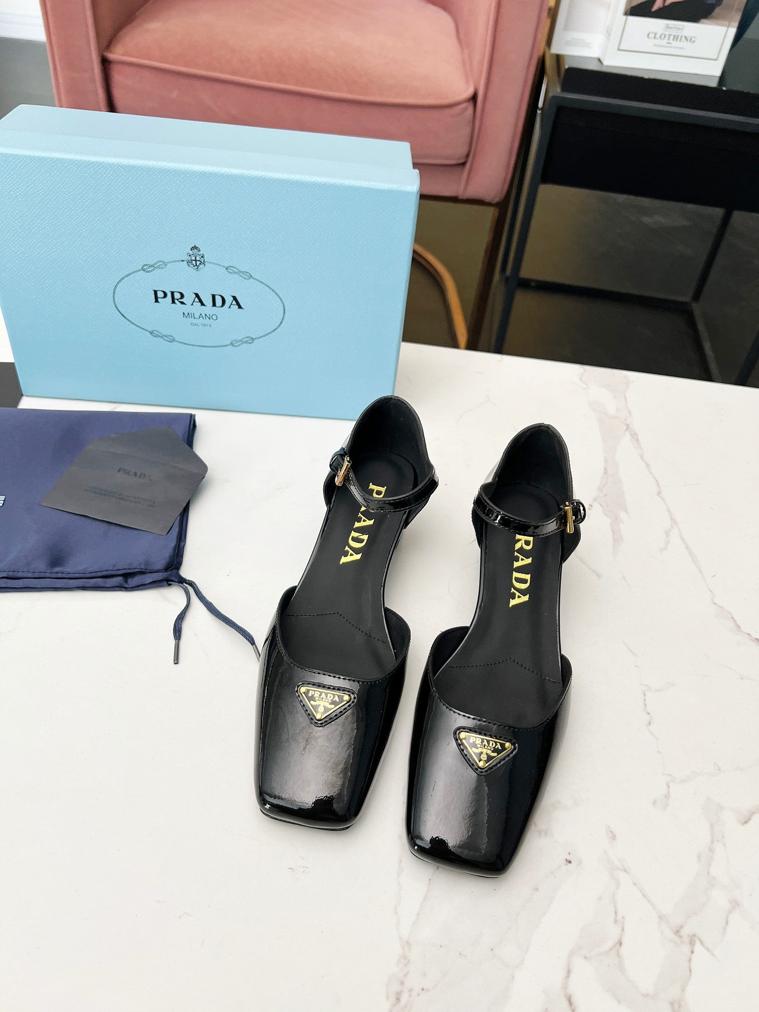 Z2Q105P410 Popular high-quality Shoes