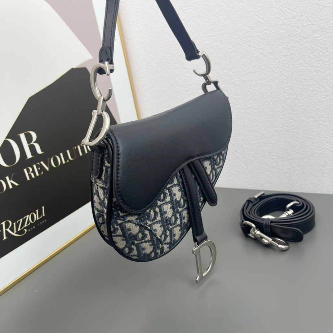B1W25D90 Popular bag