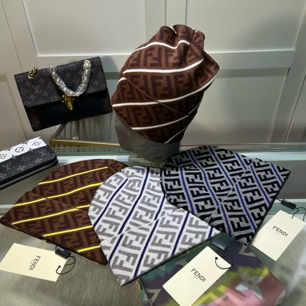 M1R86F78 Popular hats
