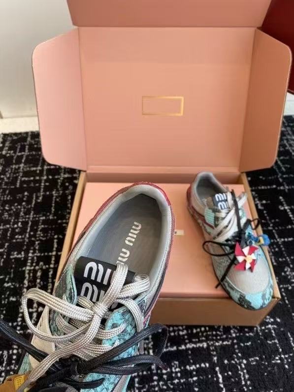 Z2R55A12  Popular high-quality shoes