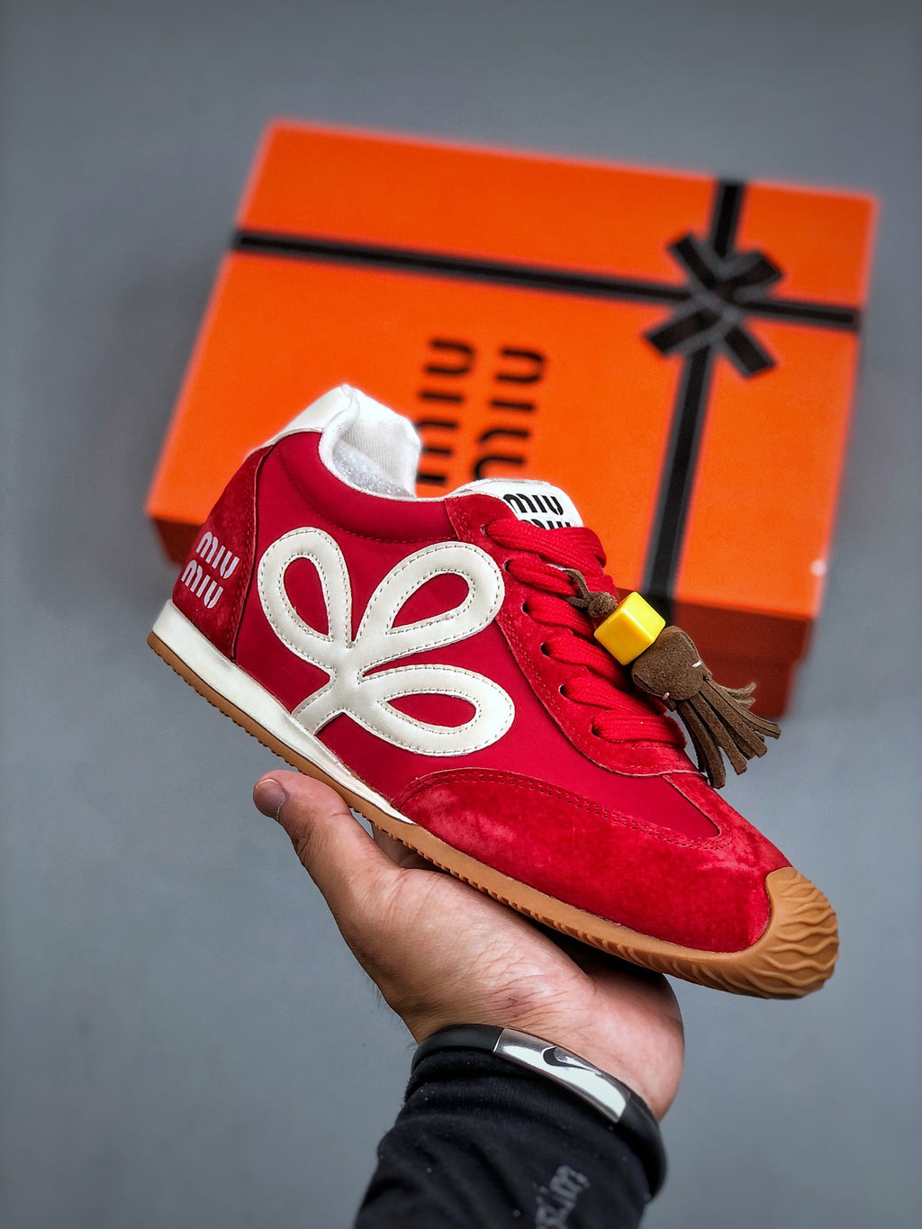 Z4Q95A82 Popular Shoes