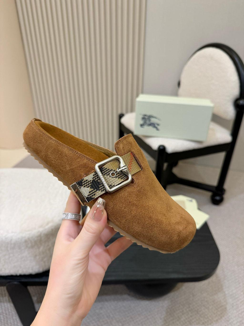 Z2Q105R242 Popular high-quality  Shoes