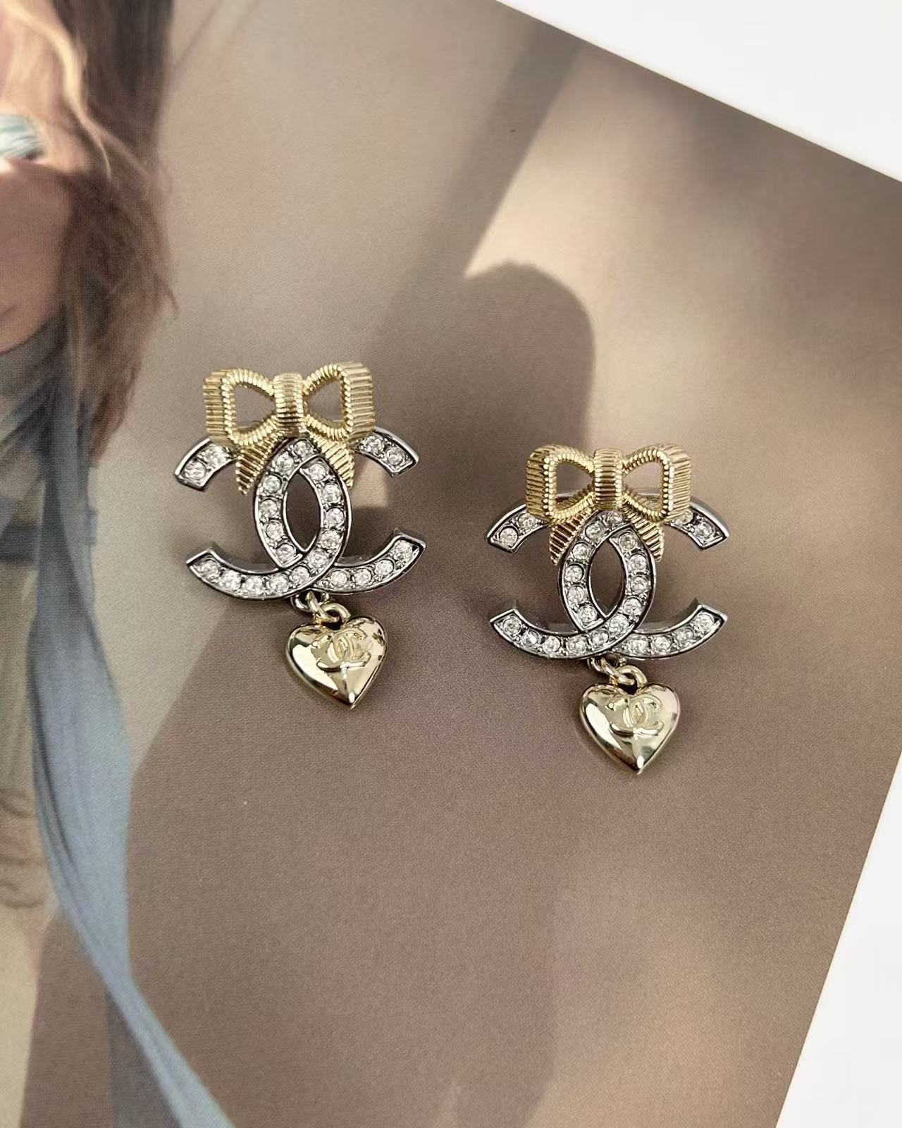 X1Z95C57E Popular Earrings