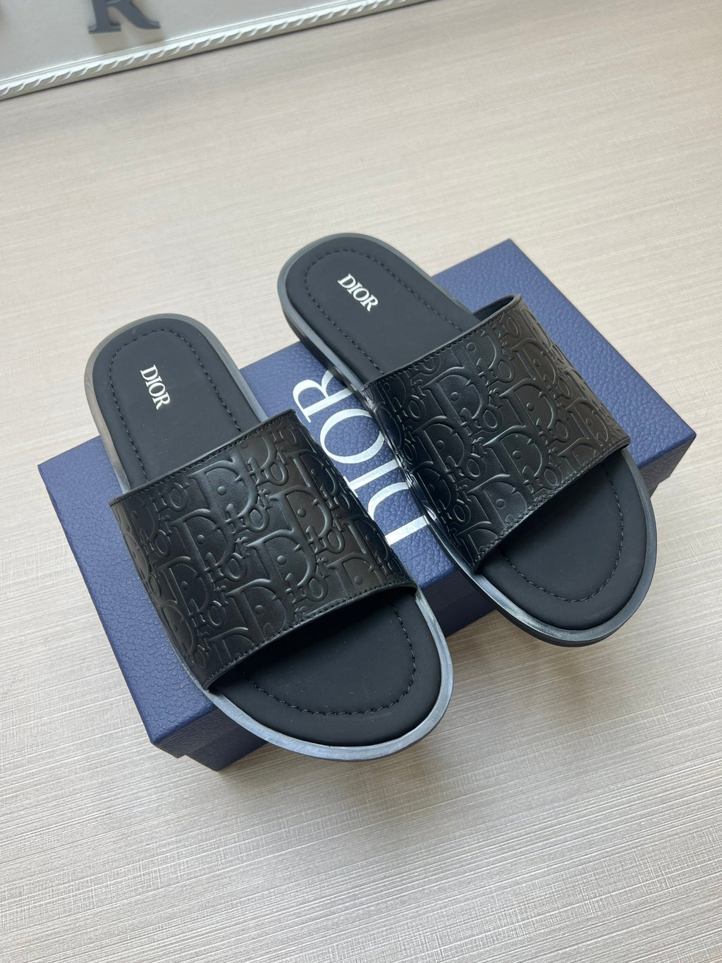 Z5ZD80 Popular slippers