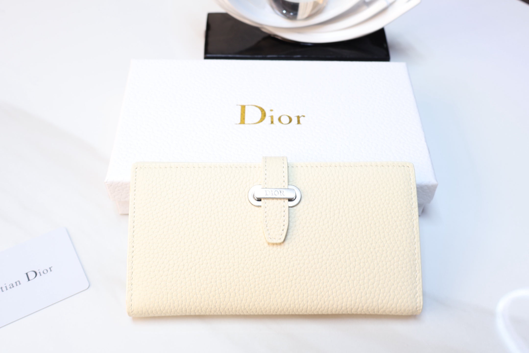 B1R15D100 Popular  leather bag