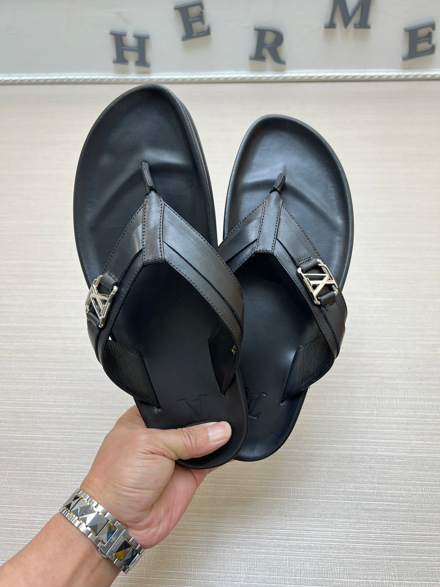 Z5ZE86 Popular slippers