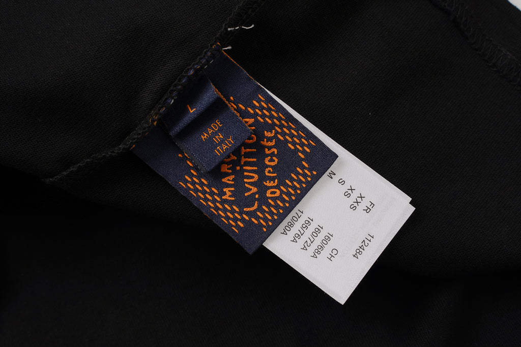 U1R76E12 Popular T-shirts