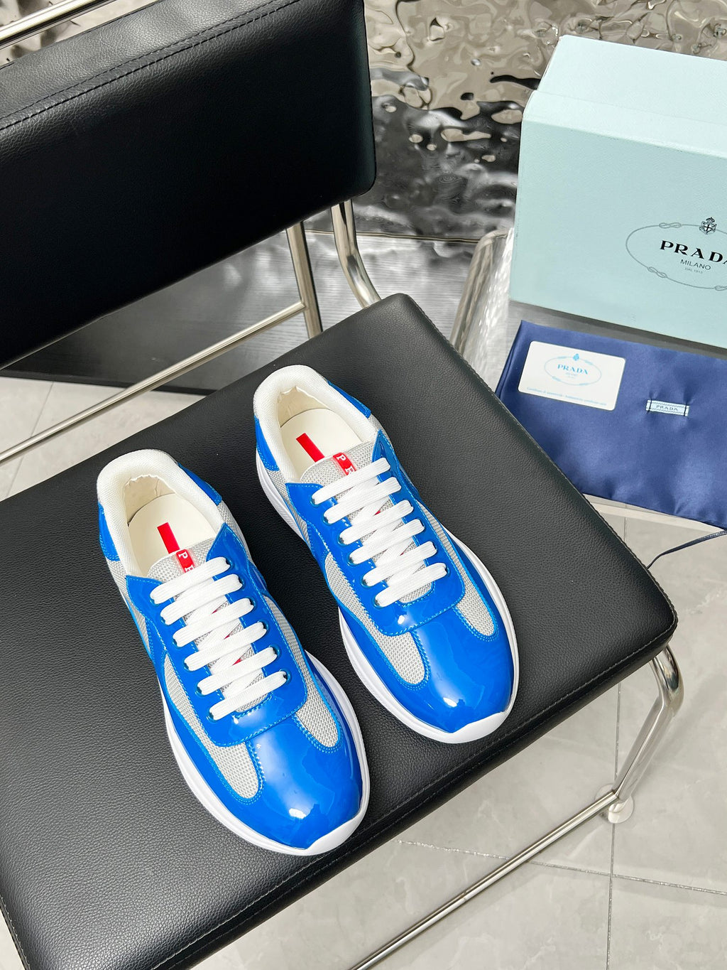 Z2P76P03 Popular high-quality leather Shoes