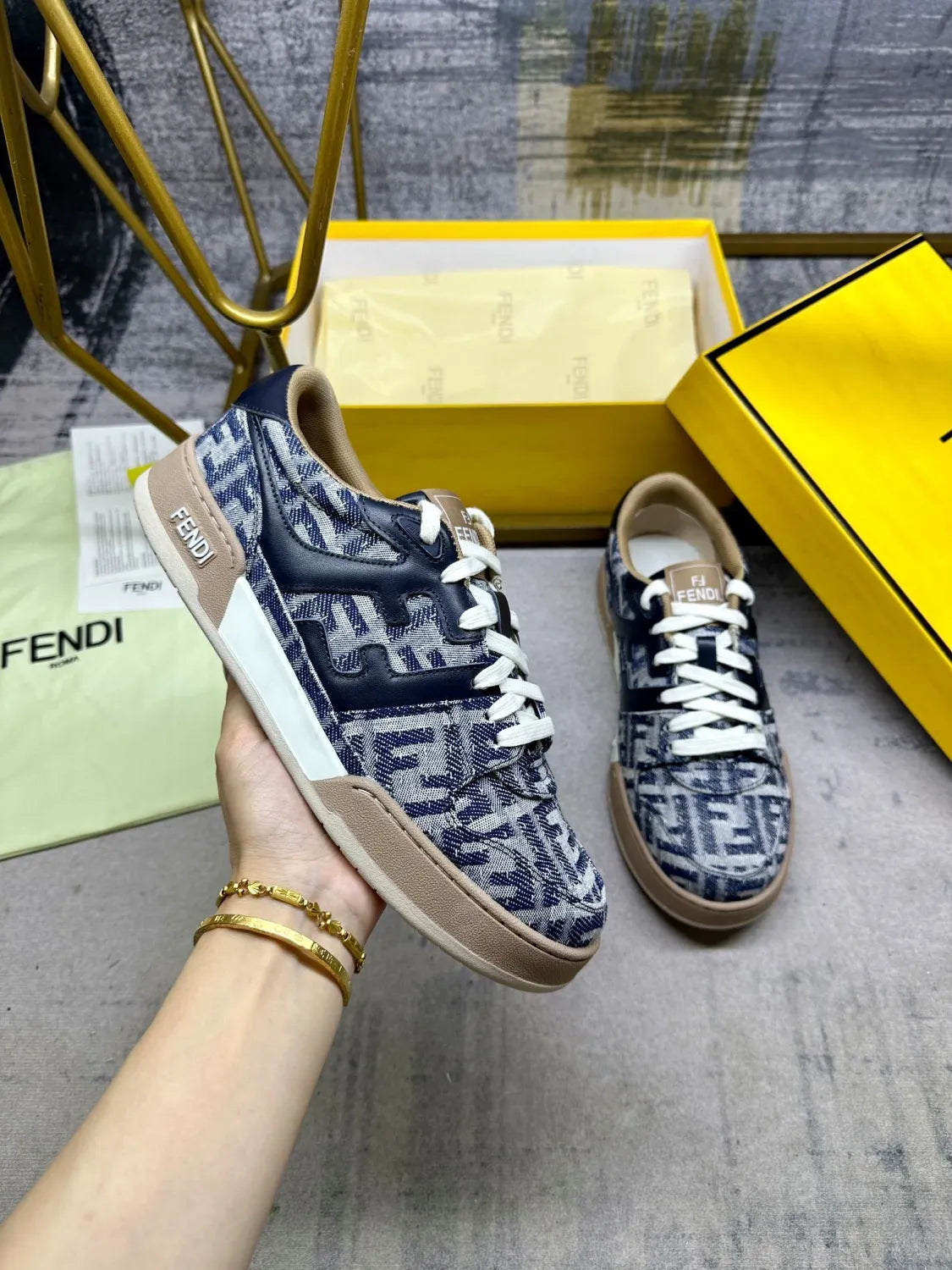 Z2N95F14 Popular high-quality shoes