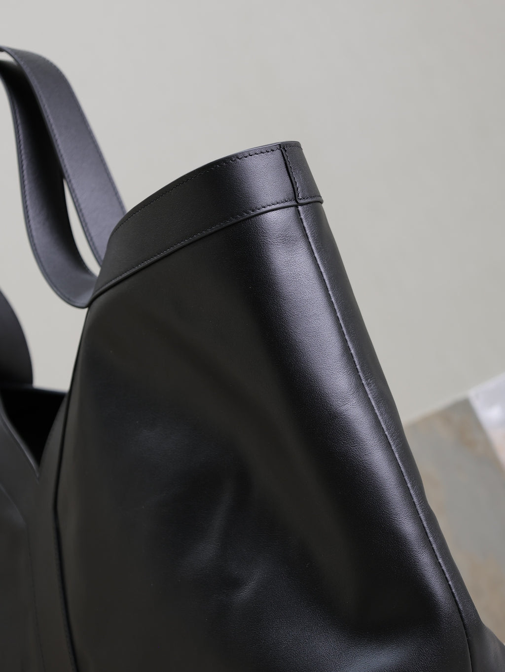 B1X124SL85 Popular   leather bag