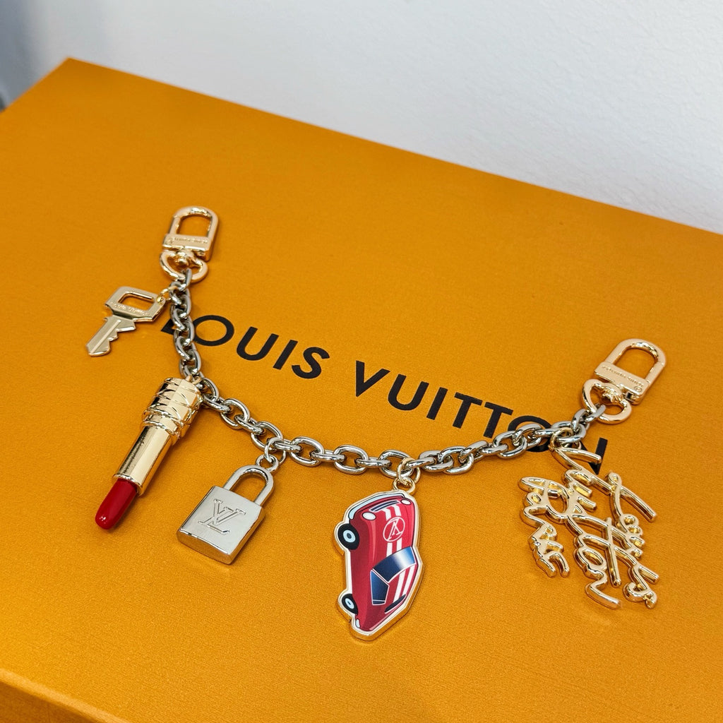 A1Q105E34 Popular bag 's charms accessories