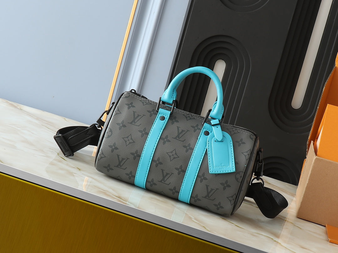 B1X104E60 Popular   leather bag