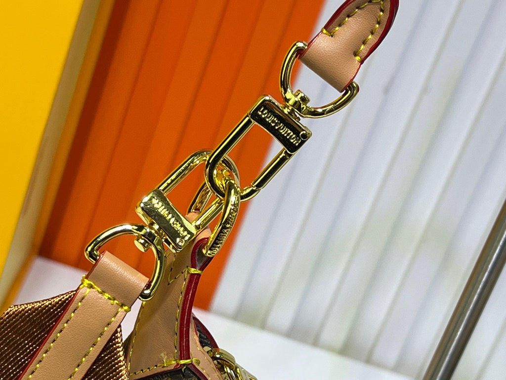 B1N55E35 Popular  leather bag