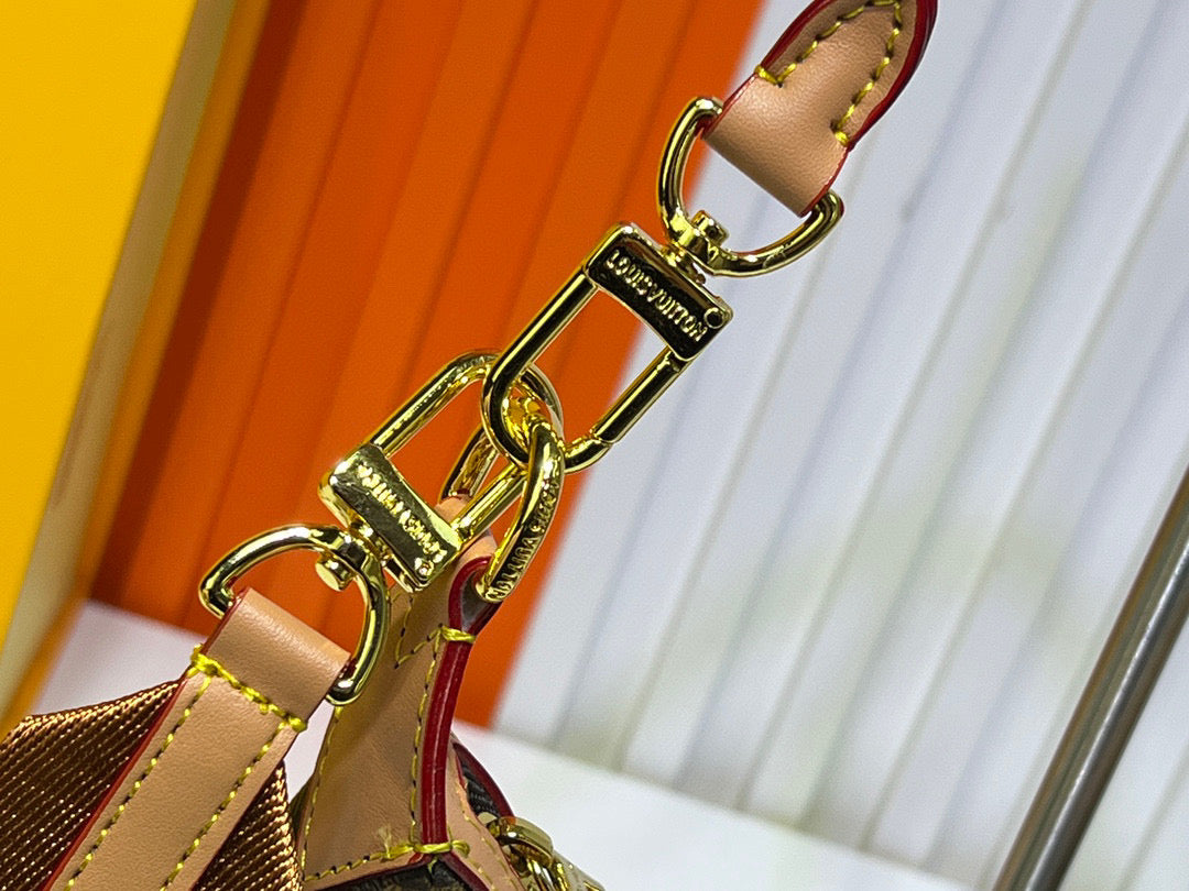B1N55E35 Popular  leather bag