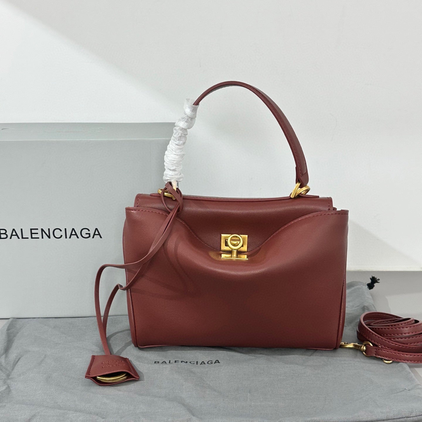 B1X56J30 Popular high-quality leather bag