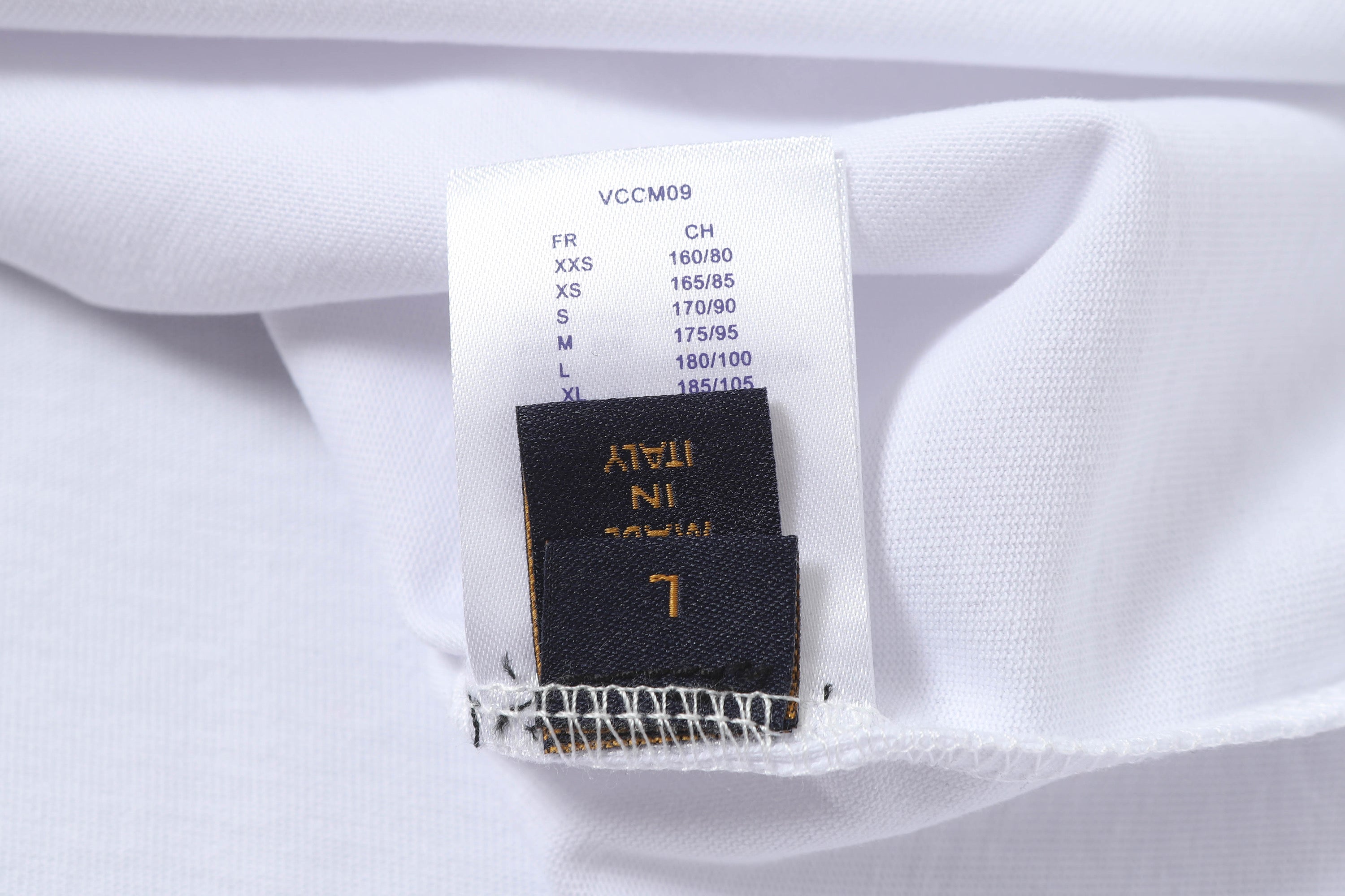 U1R45E165 Popular T-shirt