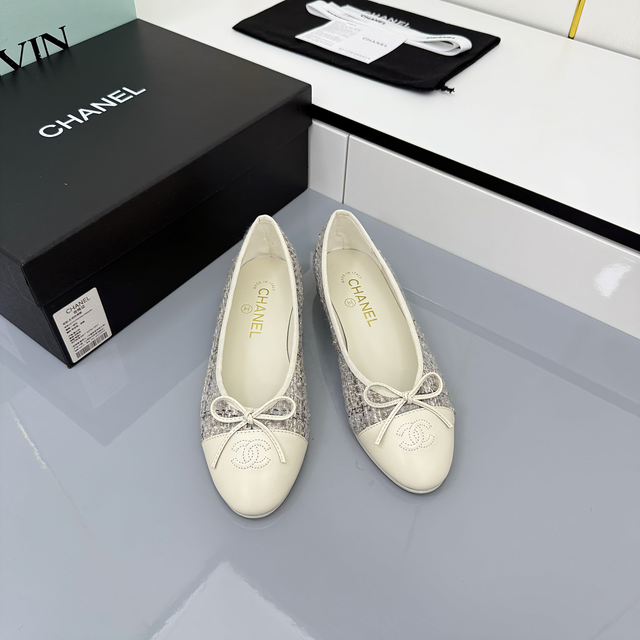 Z2Q105C413 Popular high-quality leather Shoes