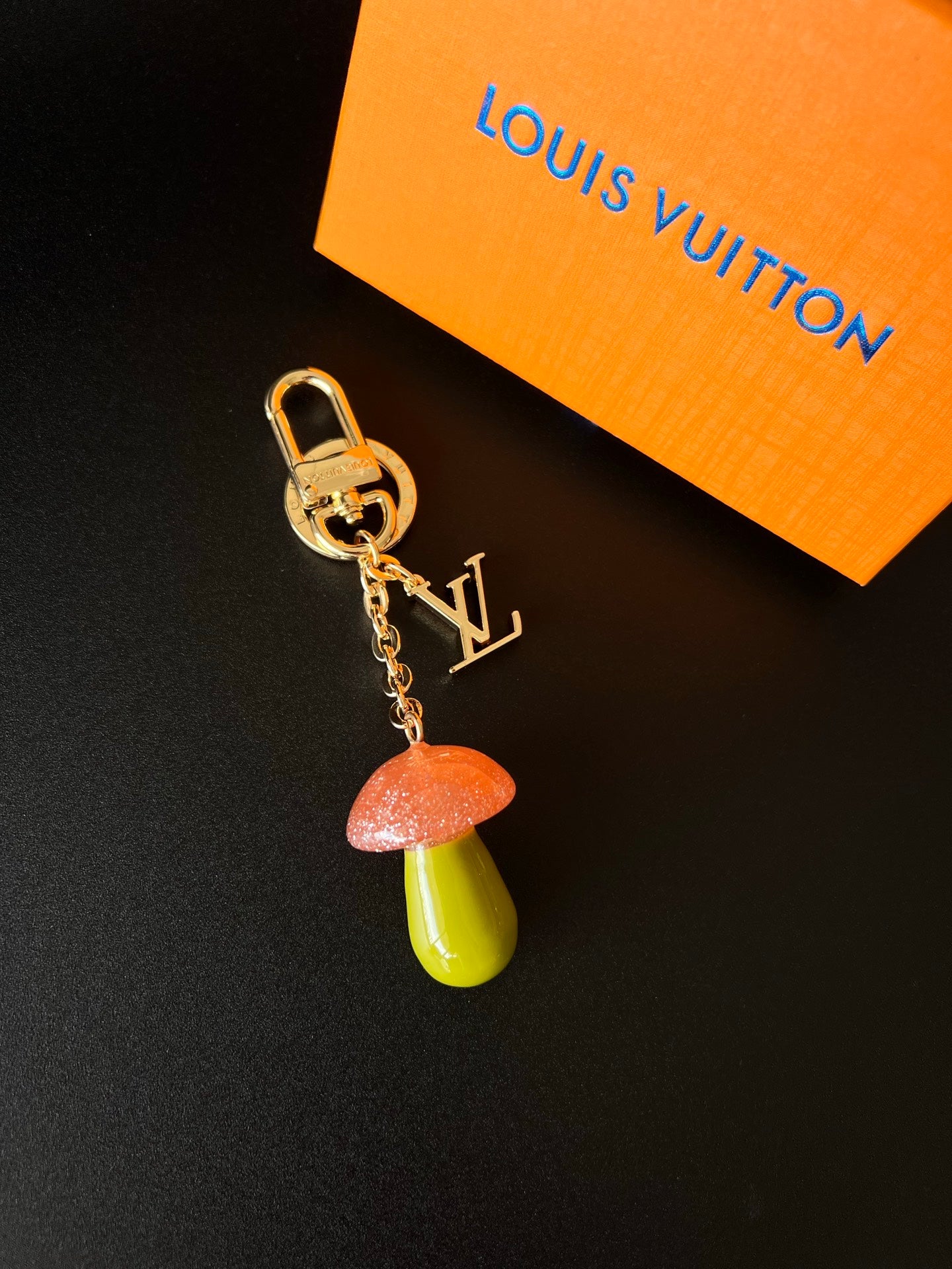 A1R76E53 Popular bag 's charms accessories