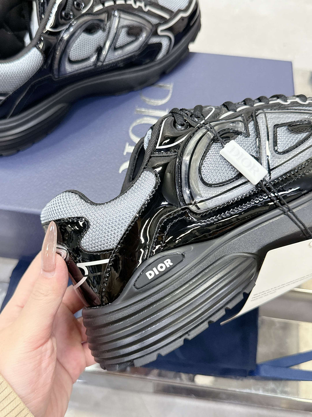 Z2R45D2 Popular high-quality shoes