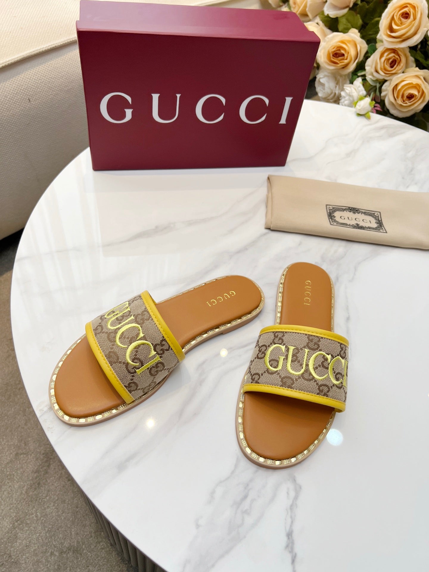 Z2Q55B29 Popular high-quality  Shoes