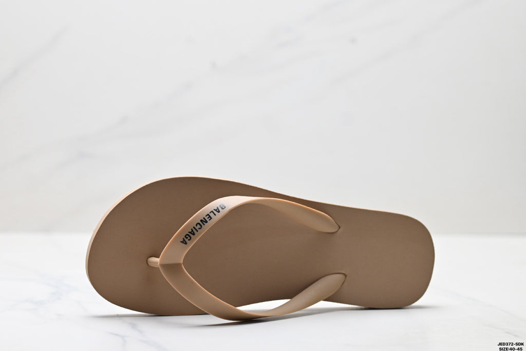 Z4R85J30  Popular shoes