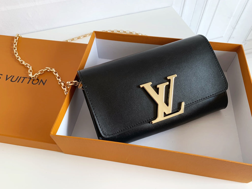 B1X43E38 Popular  leather wallets