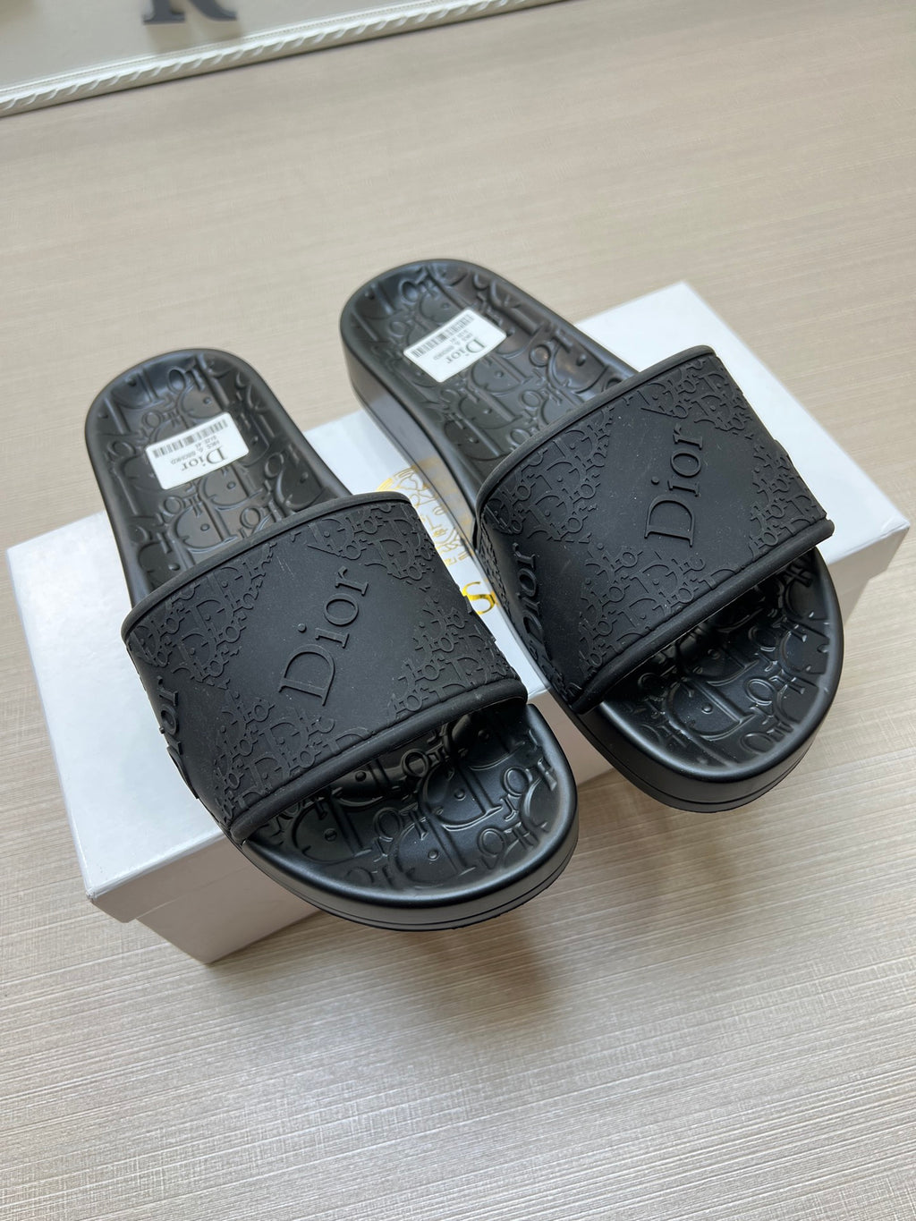 Z5Z35D279 Popular Slippers