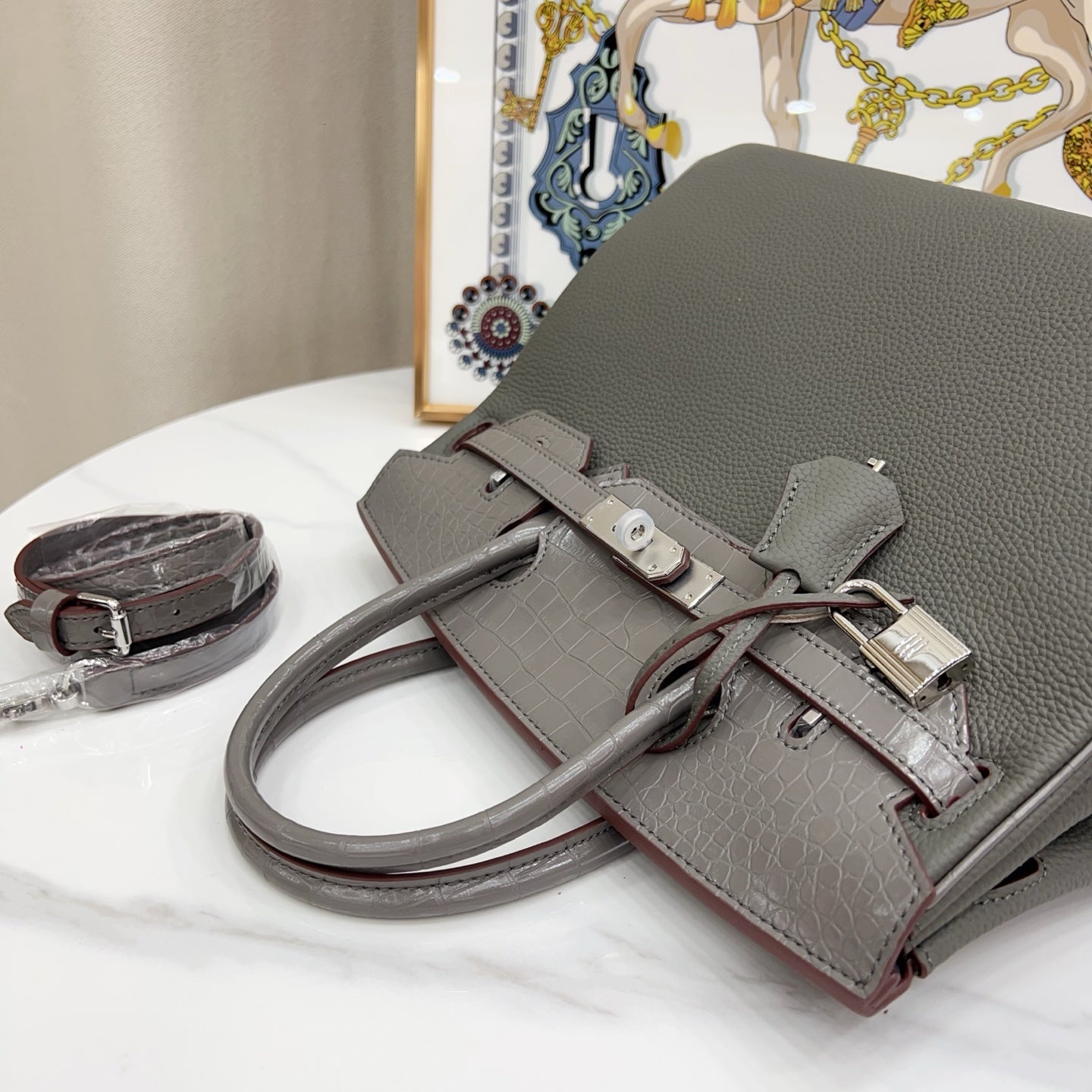 B1N46H3 Popular  leather bag 