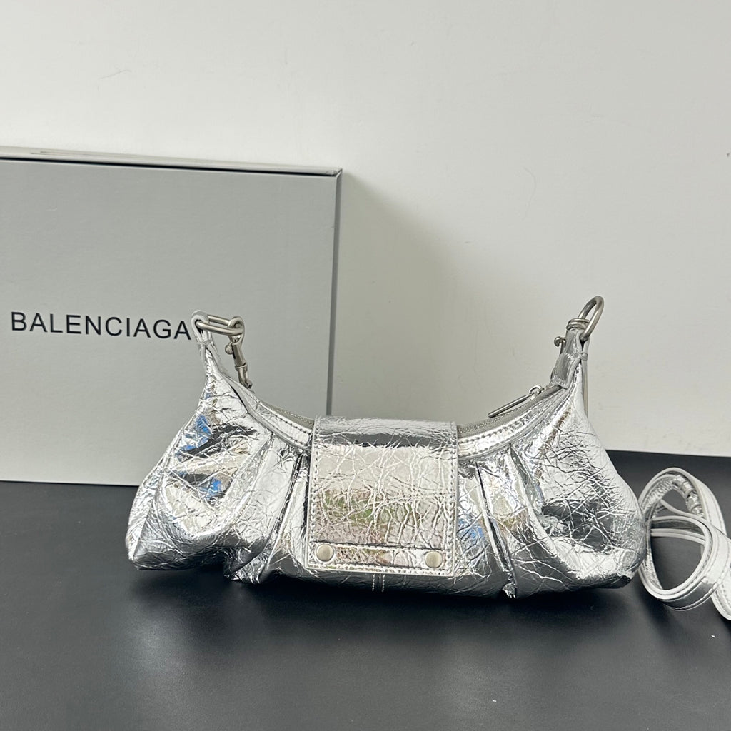B1P36J118 Popular leather bag