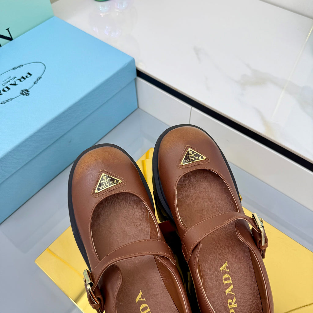 Z2Q105P308 Popular high-quality Shoes