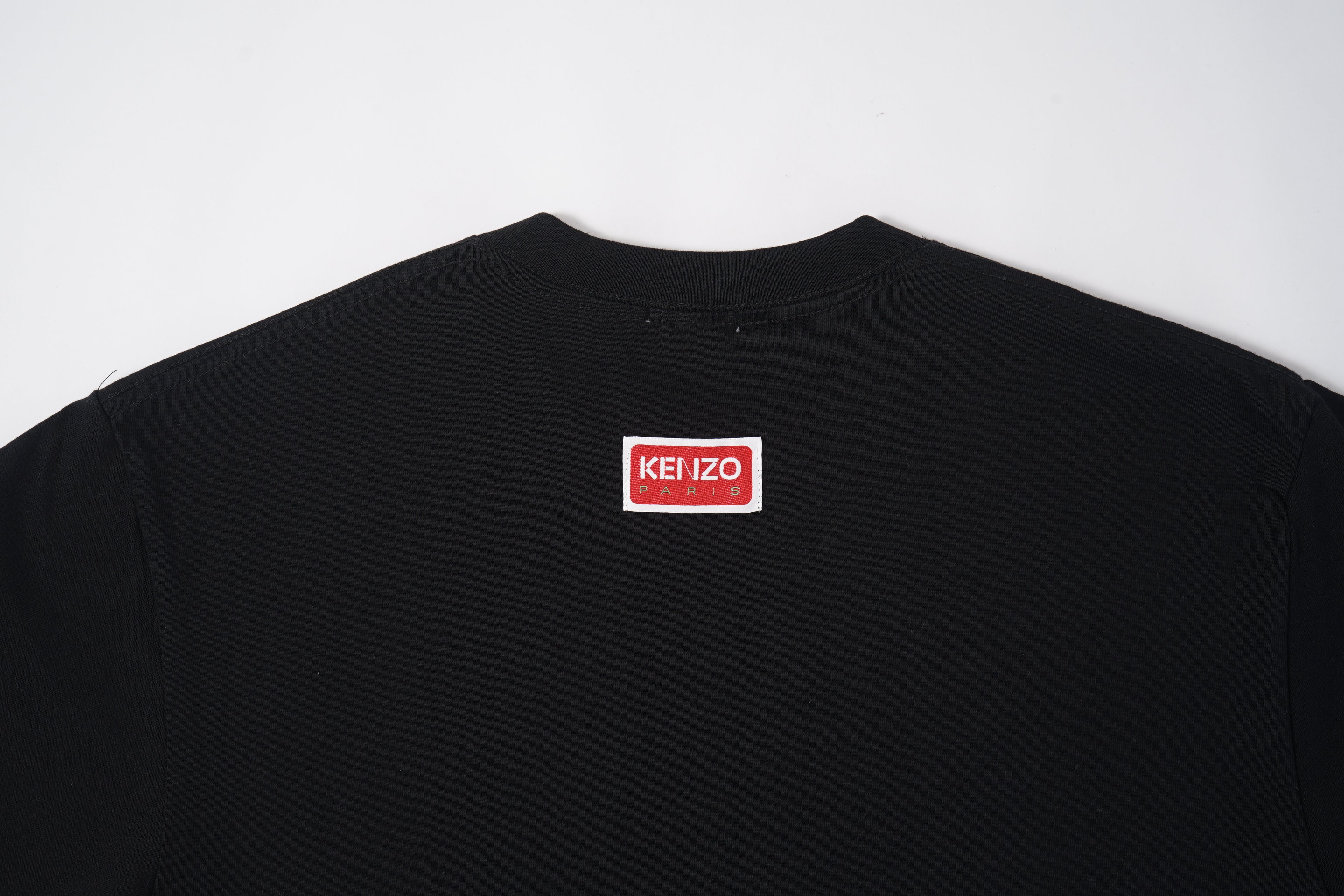 U1P36A31 Popular T-shirts