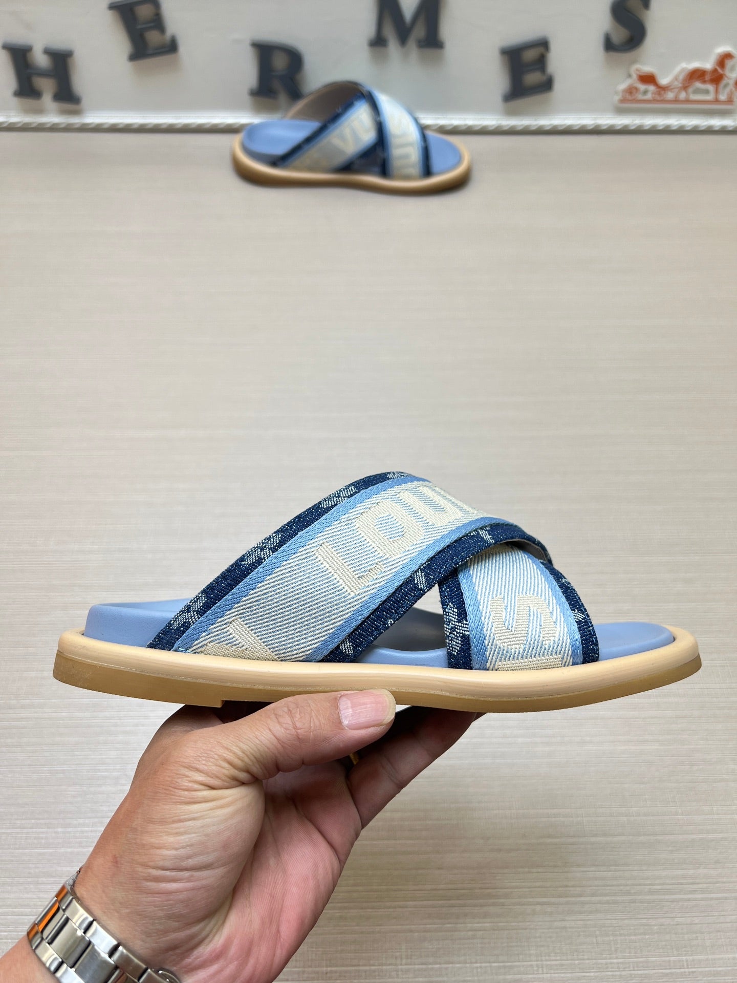 Z5Z35E272 Popular Slippers