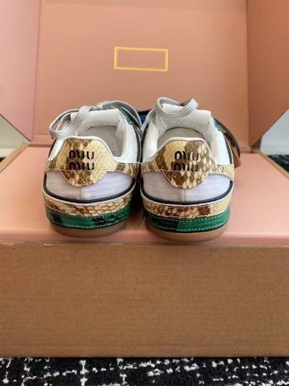 Z2R55A12  Popular high-quality shoes