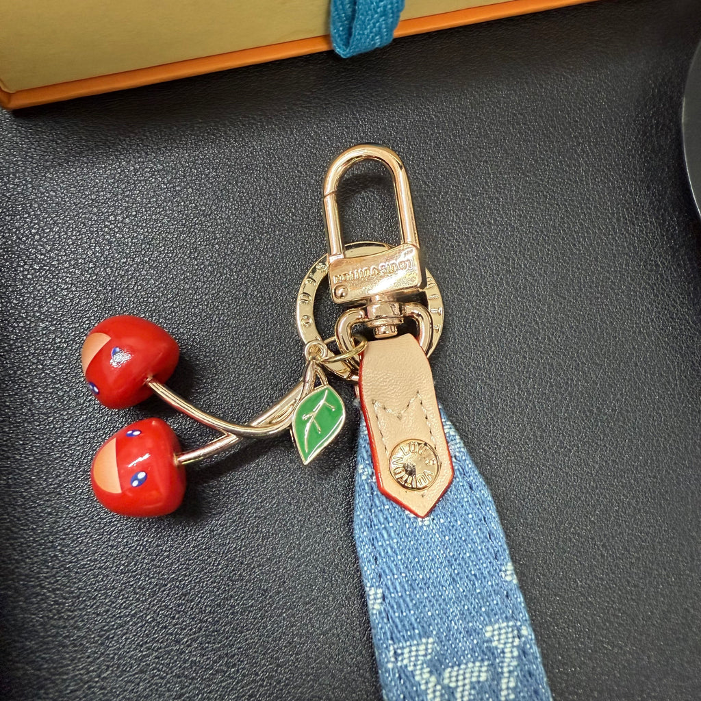 A1Q95E4 Popular bag 's charms accessories